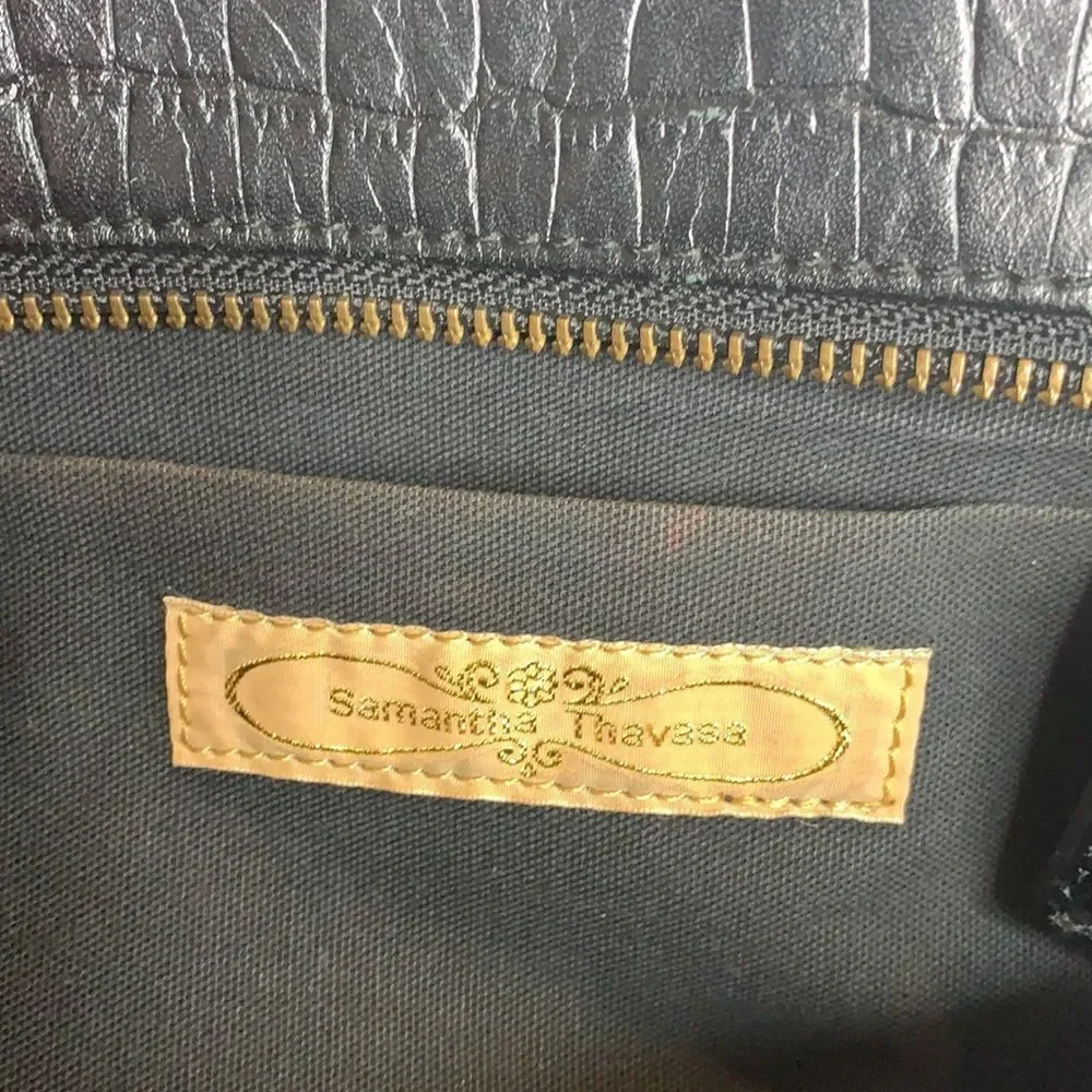 Samantha Thavasa black textured leather satchel